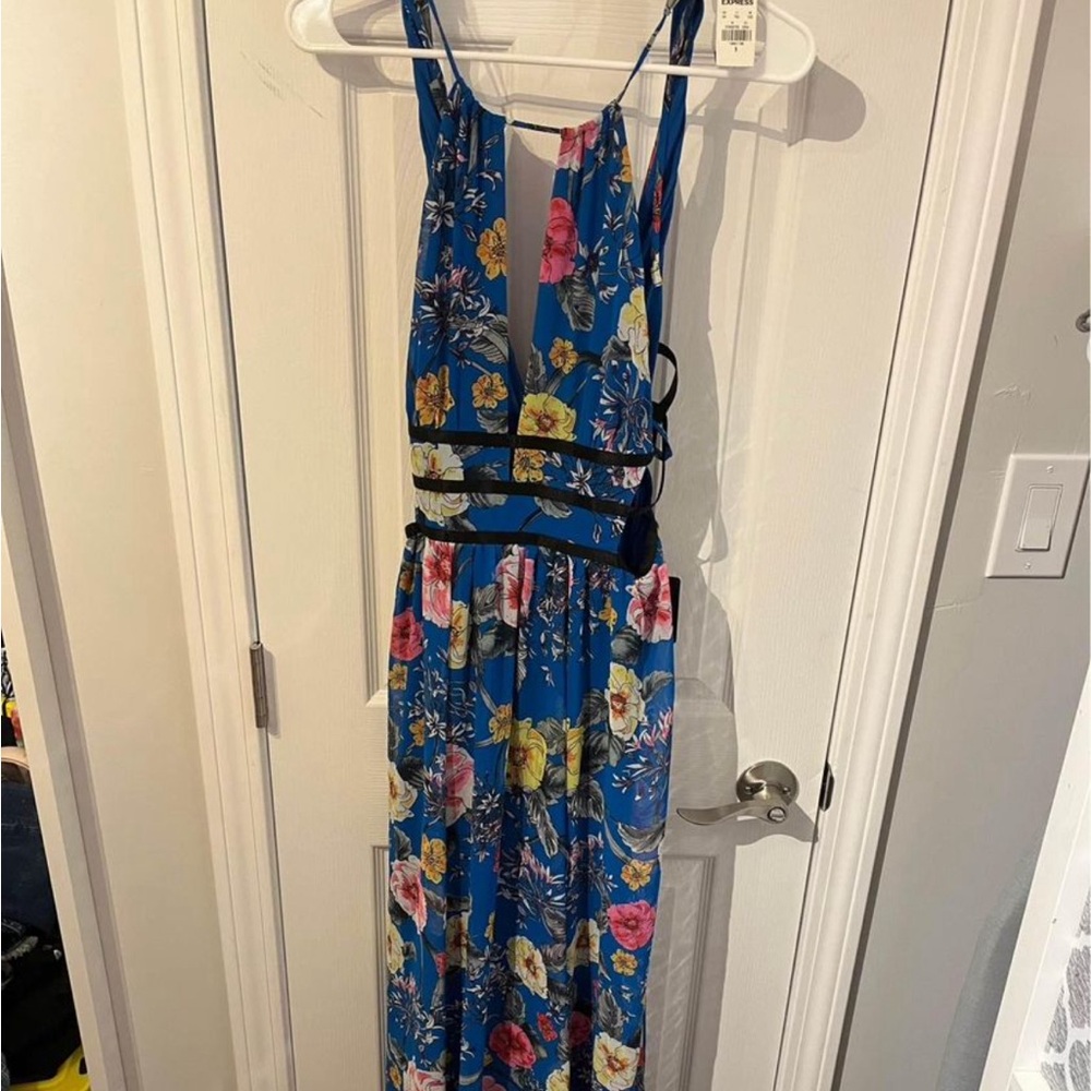 Express flower dress